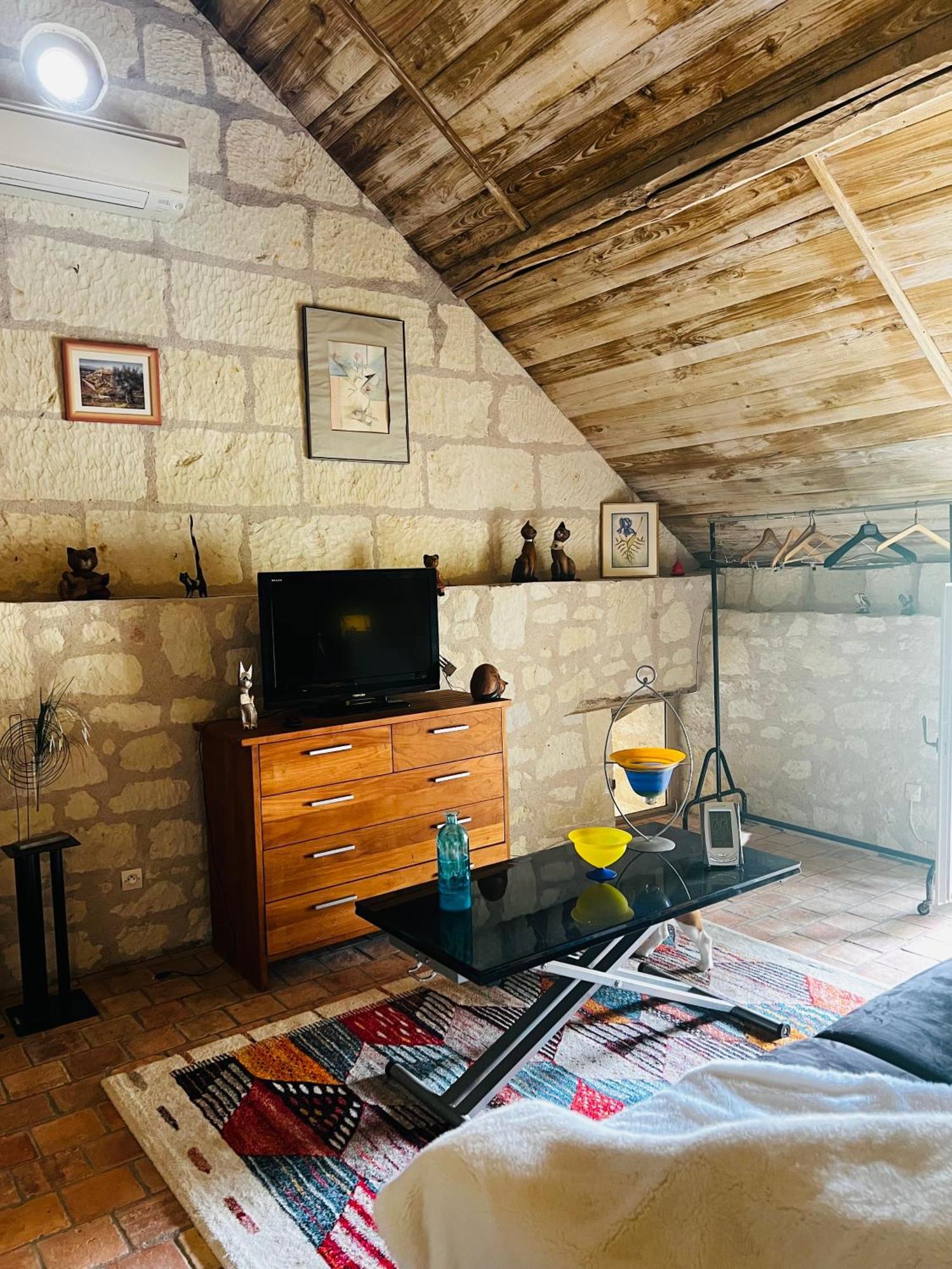 Allonnes  Chateau De La Thibaudiere - Chambre Du Tonneau מראה חיצוני תמונה